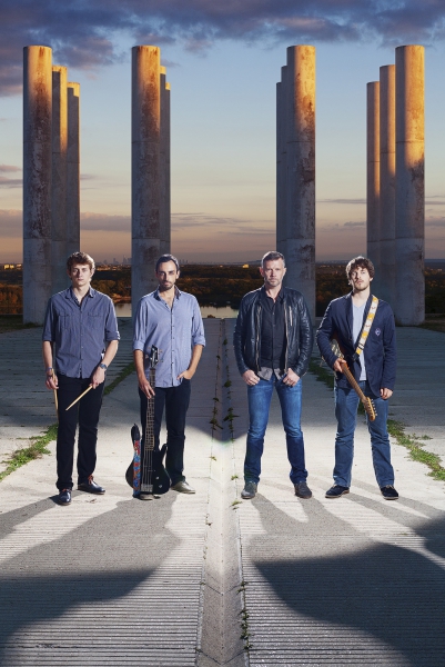 Band_3.jpg