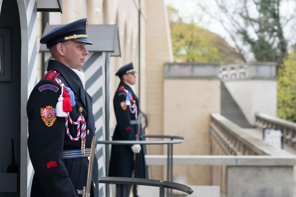 Uniforme.thumb.jpg.786b2958693c7d79177369b1d0b365f5.jpg