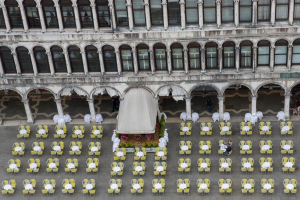5a33e7e63c039_placeSaint-Marc.thumb.jpg.26a01e51bd05e7eb2a0309543fae3acc.jpg