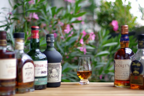Rhum.thumb.JPG.209a20ab409c8d0f3559c509fa5b99eb.JPG