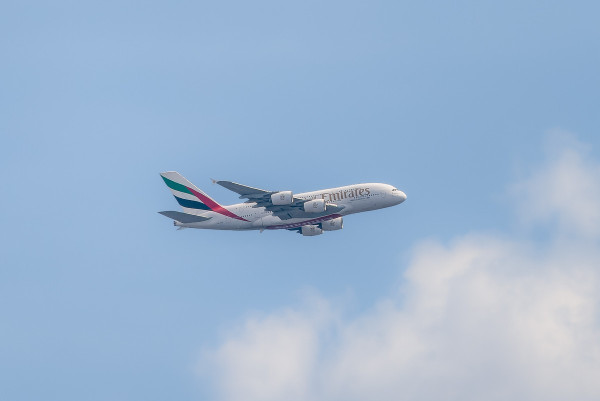 Emirates.thumb.jpg.fb1ff1d8a676b3acfeee727bbe674960.jpg
