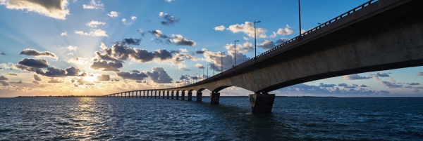 pont ile de ré court.jpg