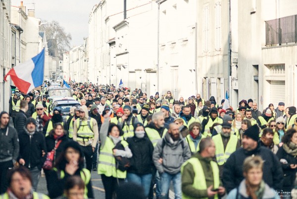 Gilets-jaunes-acte-9-la-rochelle_020.thumb.jpg.c4d48c1a72dd9c6401a3915034592ef1.jpg