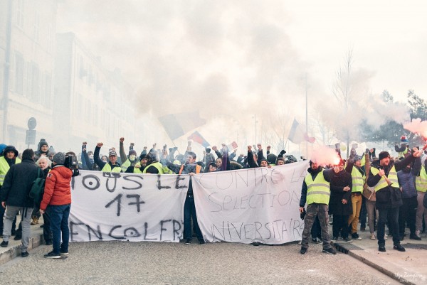 Gilets-jaunes-acte-9-la-rochelle_024.thumb.jpg.0ac48b371771c635c4d4c699abd39f9c.jpg