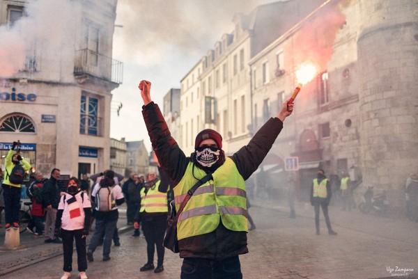 Gilets-jaunes-acte-9-la-rochelle_036.thumb.jpg.5e178981935a832f9ae0b74f36a5db33.jpg