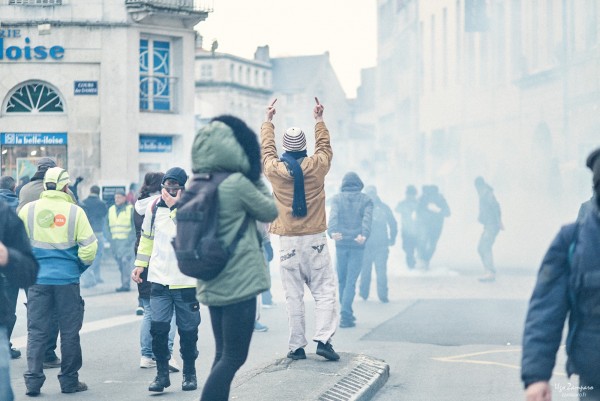 Gilets-jaunes-acte-9-la-rochelle_066.thumb.jpg.88c3ef3cb50b7c704072f00ba90f279b.jpg