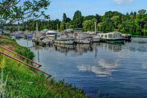 bateaux.thumb.jpg.d6cd7b8c1929ed9ef1e77cb4b8357976.jpg
