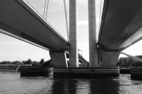 Sous le pont.JPG
