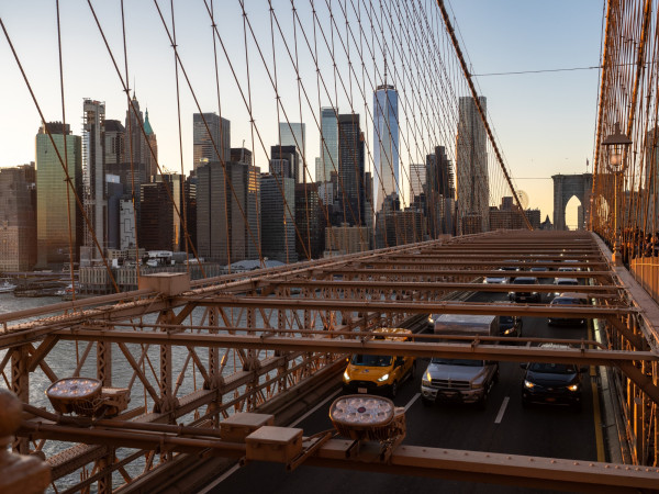 BauChristineNewYork-2.thumb.jpg.51764087dde03a164971a544340fc982.jpg